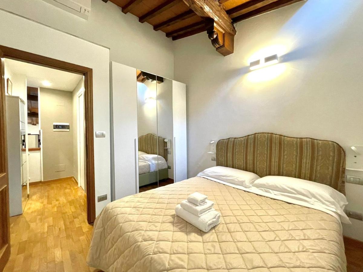 Appartamento Charming In The Very Heart Of *